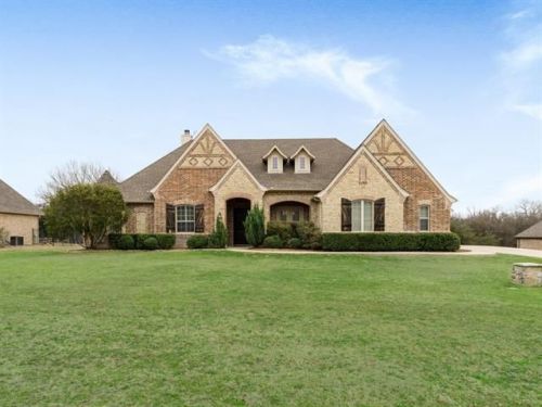 11213 Brady Oaks Ct, Fort Worth, TX 76135-9049