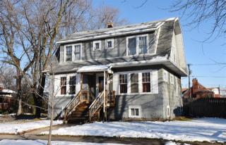 16901 Page Ave, East Hazel Crest, IL 60429-1425