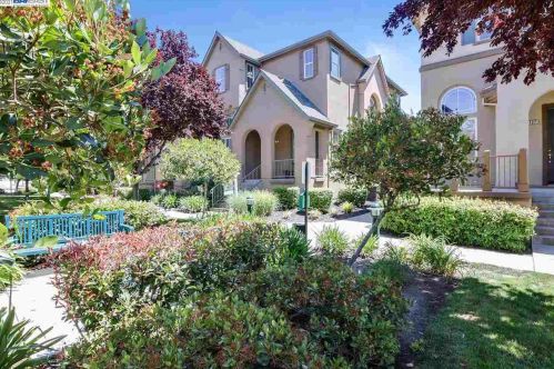 119 Landsdowne Loop, San Ramon, CA 94582-2802