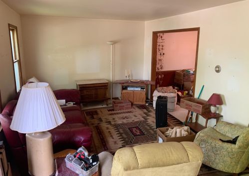 51 Charleston Dr, Miami, OH 45056-2080