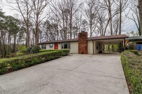 2193 Davis Rd, Stone Mountain, GA 30087-3604