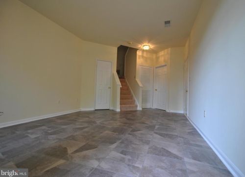 13388 Cleeve Hill Ct, Herndon, VA 20171-4370