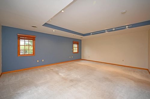 5124 Hagewa Dr, Cincinnati OH 45242-6247 exterior