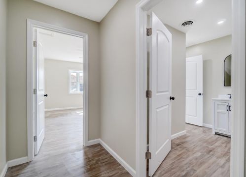 2410 Home Rd, Springfield OH  45503-2523 exterior