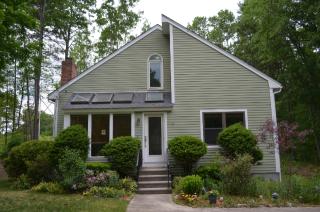 7 Hawkview Rd, Hudson, NH 03051-4409