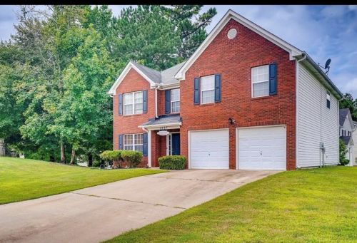 1997 Newton Estates Dr, Ellenwood, GA 30294-2246