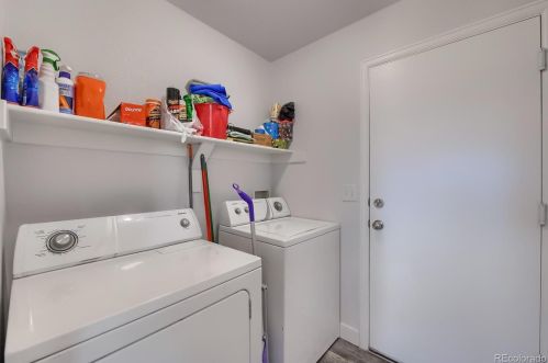 19312 58 Pl, Denver CO 80019-2027 exterior