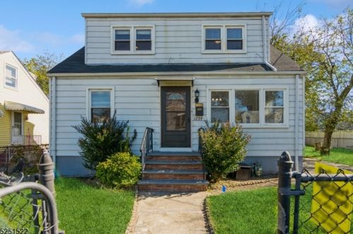 1229 Whelan Pl, Rahway, NJ 07065-5510