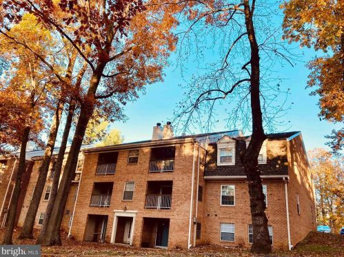 5835 Cove Landing Rd, Springfield, VA 22015-4757