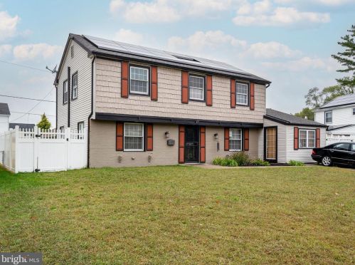 24 Sunset Rd, Willingboro, NJ 08046-2053