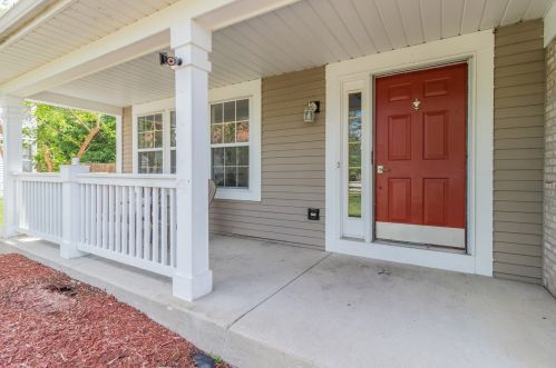 807 Livingston Ct, Naperville IL  60540-1945 exterior