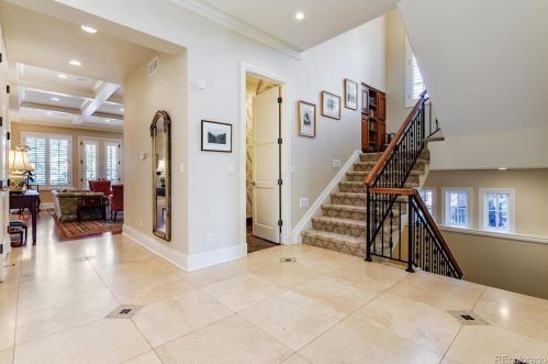 87 Ash St, Denver, CO 80220-5616