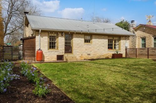 501 46 St, Austin TX  78751-3210 exterior