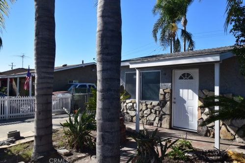 13433 Earnshaw Ave, Downey, CA 90242-5124