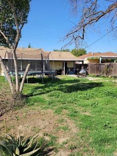 1016 Harlan Ave, Compton, CA 90220-4216