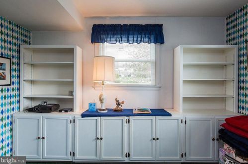 2138 Brockton Rd, Lancaster PA 17601-3040 exterior