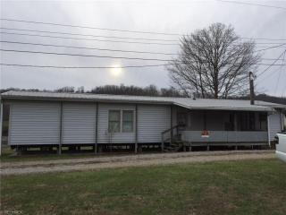 3233 Kosky Dr, Pennsville, OH 43787-9264