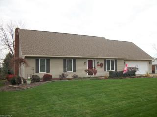 539 Elm St, Sugarcreek, OH 44681-9304