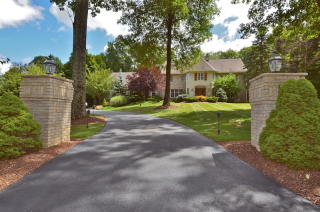 19 Maxie Ln, Sparta, NJ 07871-3153