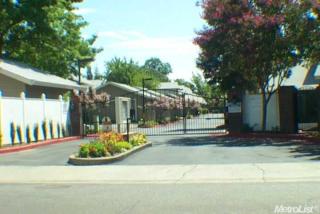 4707 Courtland Ln, Carmichael, CA 95608-2964