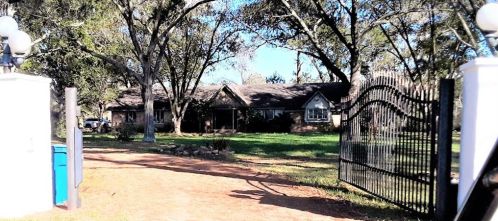 17210 Mathis Rd, Waller, TX 77484-4982