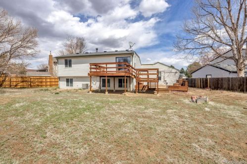 5341 Pagosa Way, Aurora CO  80015-2452 exterior