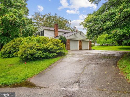 14900 Peachwood Dr, Silver Spring, MD 20905-5648