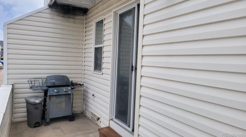 17112 Frd Dr, Denver CO 80017-3204 exterior