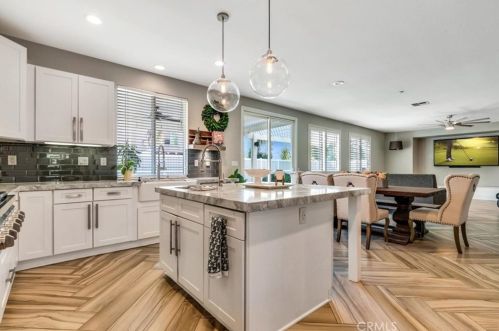 19445 Mi Casa Ct, Riverside CA  92508-6827 exterior