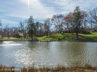 8822 Lake Hill Dr, Lorton, VA 22079-3211
