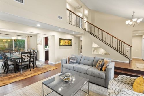 752 Fairway Ln, Anaheim CA  92807-4802 exterior