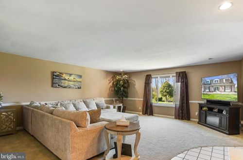 2735 Ritner Hwy, Carlisle PA  17015-9428 exterior