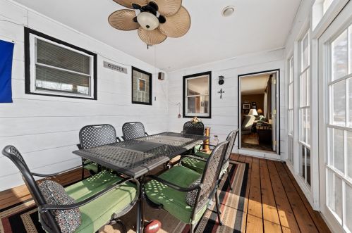 229 58th St, Willowbrook IL  60514-1711 exterior