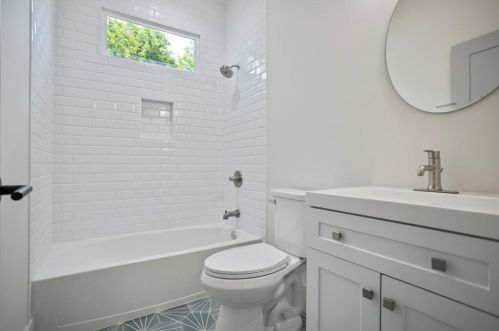 1557 Foote St, Atlanta GA  30307-2817 exterior