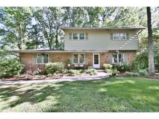 3772 Ashwood Dr, Smyrna GA  30080-5666 exterior