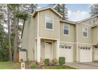 37855 Nettie Connett Dr, Sandy, OR 97055-8865