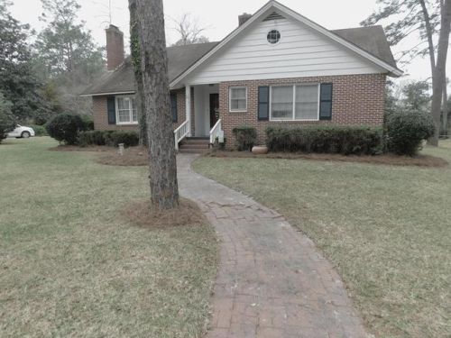 1613 Camellia Dr, Waycross, GA 31501-6020