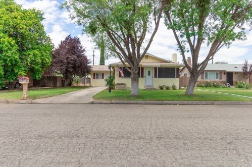 129 Walnut St, Madera, CA 93637-5436