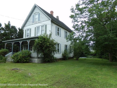 103 Station Dr, Lacey, NJ 08731-4204