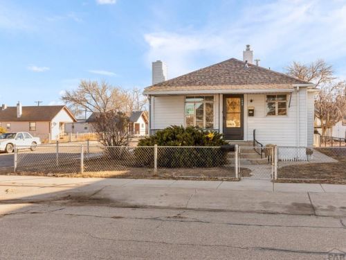 1002 Bohmen Ave, Pueblo, CO 81006-1112