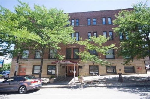 1133 9th St, Cleveland OH 44114-1016 exterior