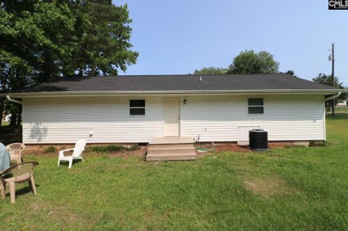 212 Adkins Cir, Cayce-West Columbia SC  29172-1702 exterior