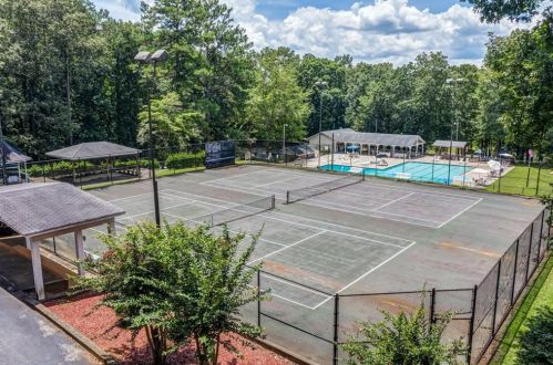5055 Shore Dr, Conyers GA  30094-4711 exterior