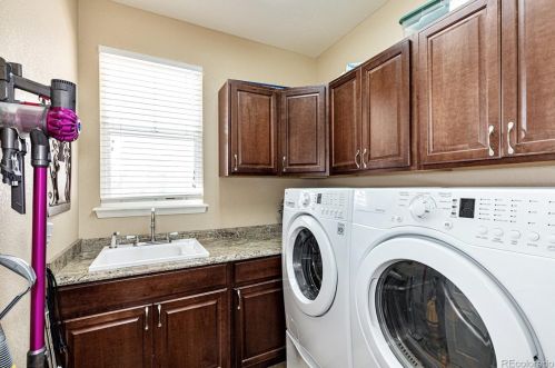 5452 Eaton Park Way, Aurora CO 80016-4292 exterior