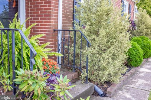 221 Clearview Rd, Hanover PA 17331-1311 exterior