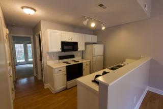10 Crystal Oaks Ct, Durham NC  27707-9789 exterior