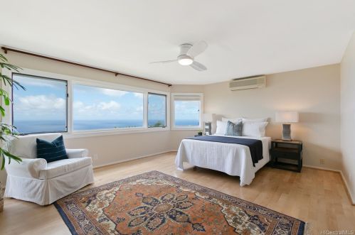 825 Puuikena Dr, Honolulu HI  96821-2564 exterior