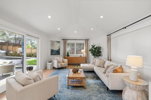 1330 Fairway Dr, Los Altos CA 94024-5358 exterior