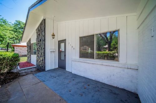 7108 Monterrey Dr, Fort Worth TX  76112-4234 exterior