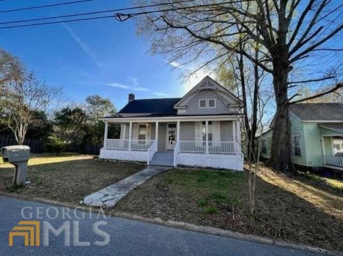 14 2nd Ave, Newnan, GA 30263-2731
